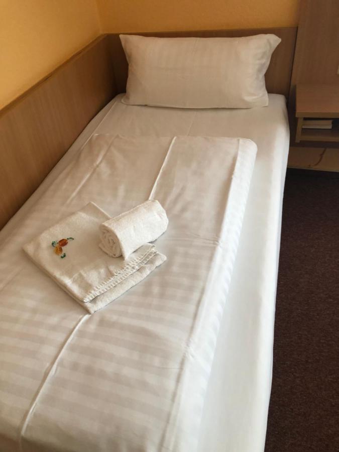 Poseidon Hotel Hirschhorn Dış mekan fotoğraf